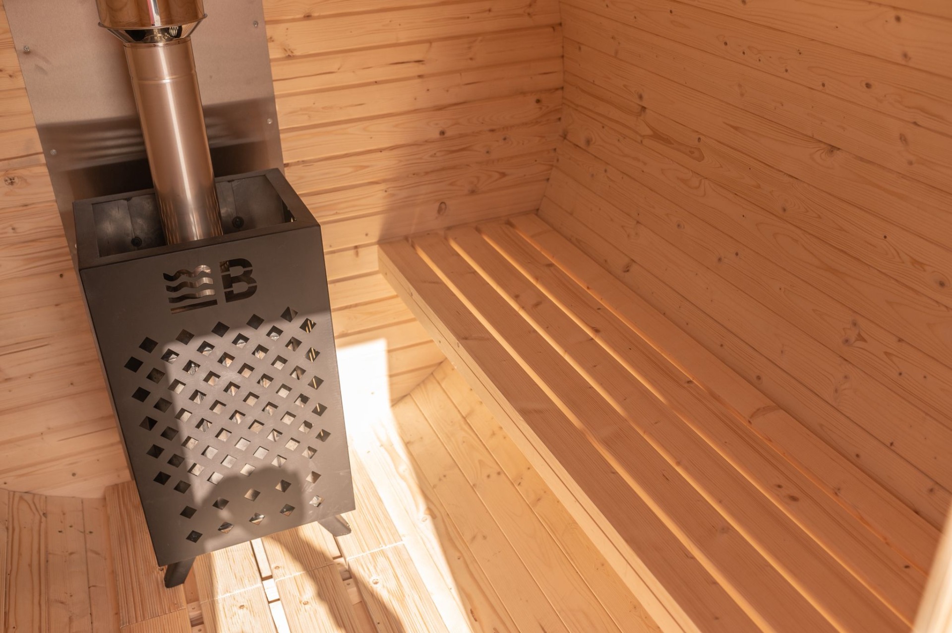 Lavice z osikového dřeva